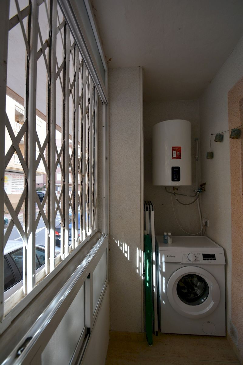 Se vende Apartamento Planta Baja de 2 dormitorios en Costa Blanca, Alicante, España