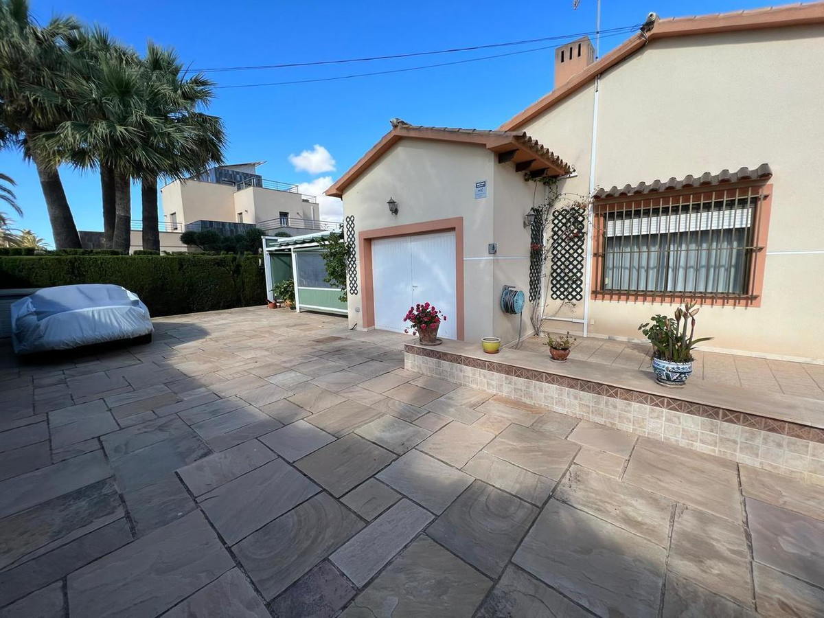 3 Bed Townhouse for sale in Cabo Roig Costa Blanca, Alicante, Spain