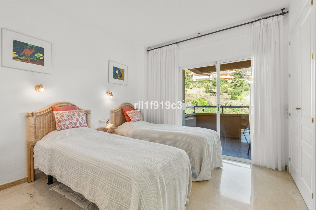 3 Bed Apartment for sale in Elviria Costa Del Sol, Málaga, Spain