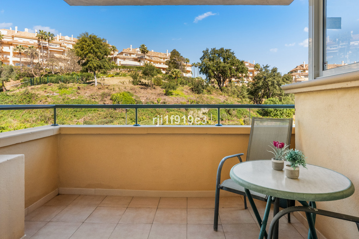 3 Bed Apartment for sale in Elviria Costa Del Sol, Málaga, Spain
