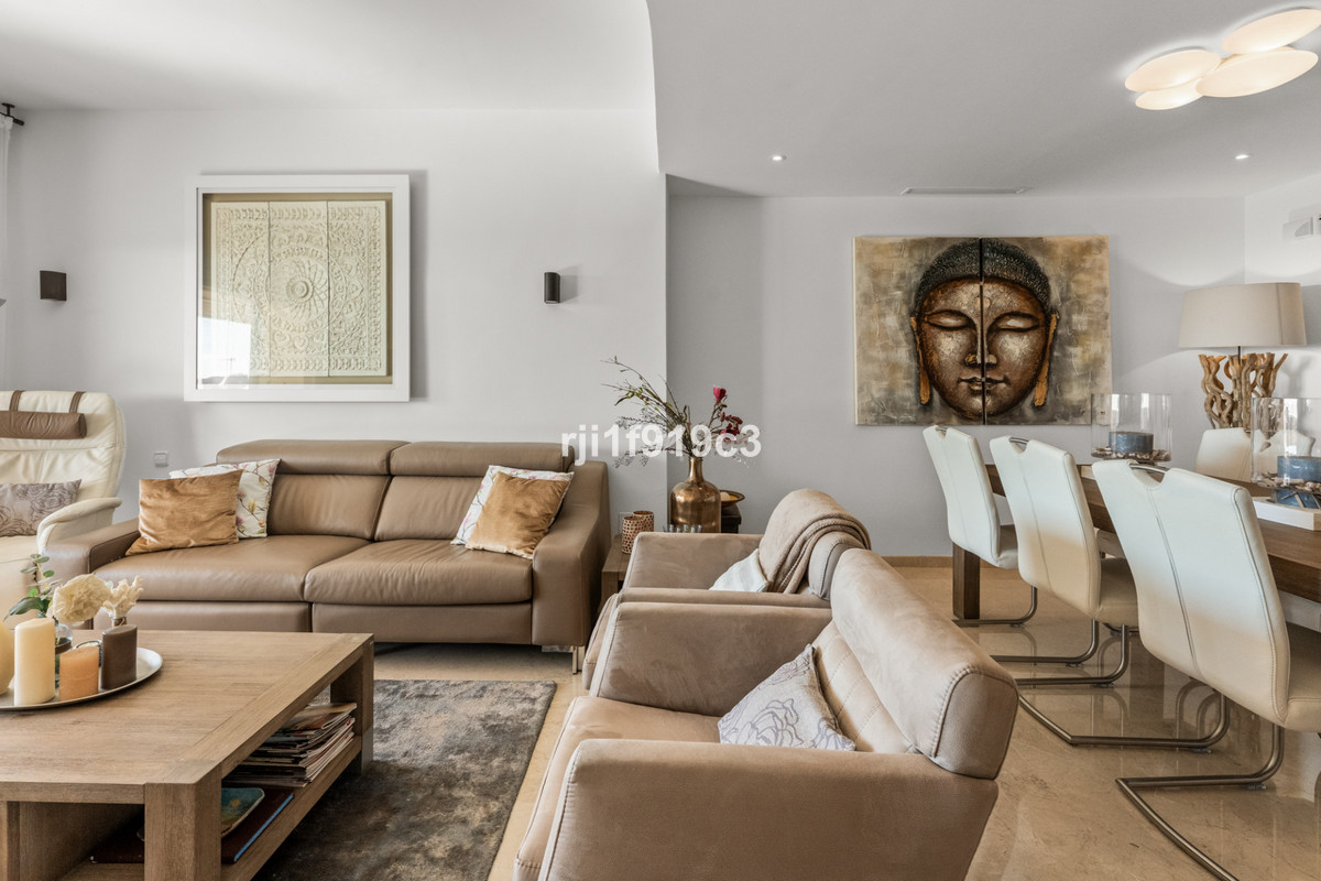 3 Bed Apartment for sale in Elviria Costa Del Sol, Málaga, Spain