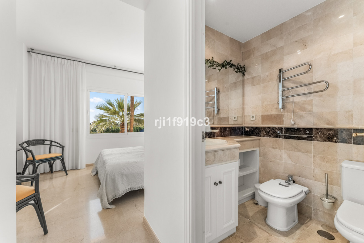 3 Bed Apartment for sale in Elviria Costa Del Sol, Málaga, Spain