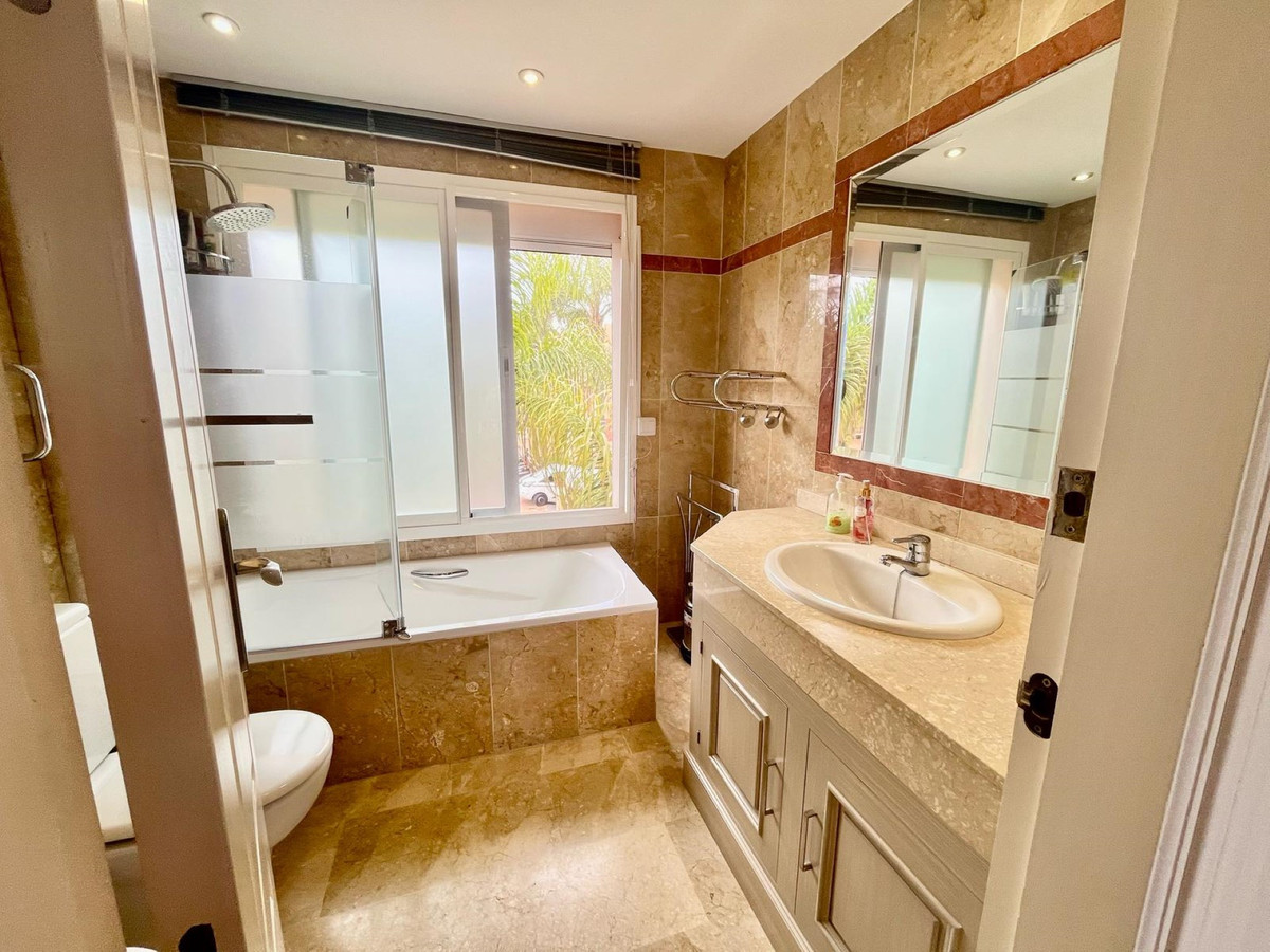 4 Bed Townhouse for sale in Nueva Andalucía Costa Del Sol, Málaga, Spain