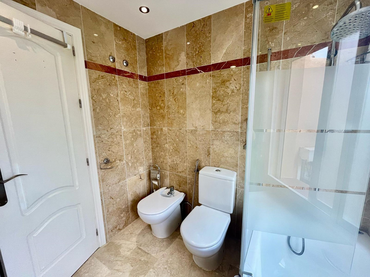 4 Bed Townhouse for sale in Nueva Andalucía Costa Del Sol, Málaga, Spain