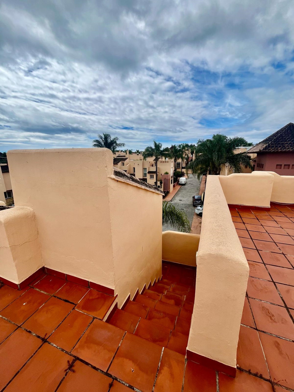 4 Bed Townhouse for sale in Nueva Andalucía Costa Del Sol, Málaga, Spain