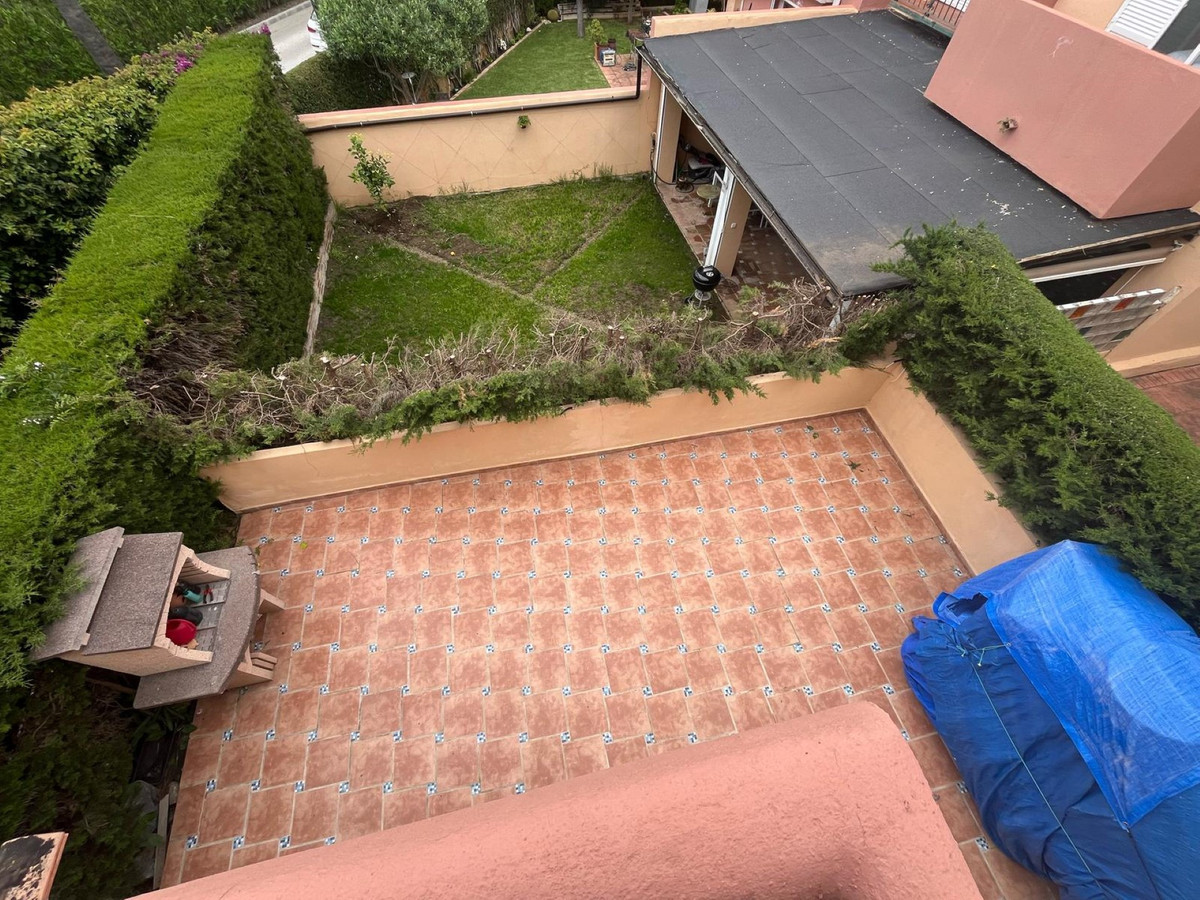 4 Bed Townhouse for sale in Nueva Andalucía Costa Del Sol, Málaga, Spain