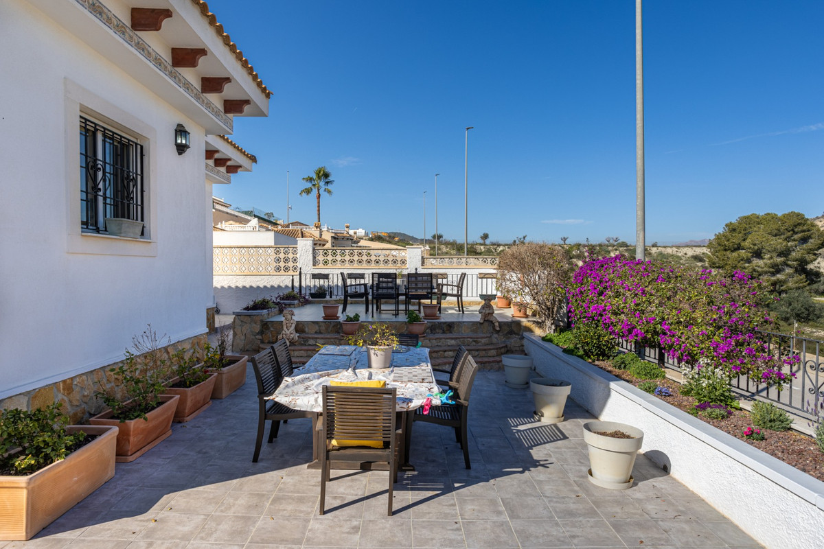 3 Bed Townhouse for sale in Bigastro Costa Blanca, Alicante, Spain