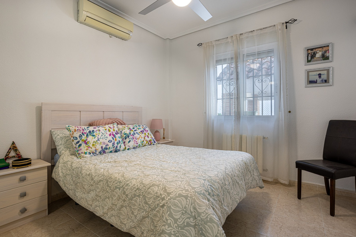 3 Bed Townhouse for sale in Bigastro Costa Blanca, Alicante, Spain