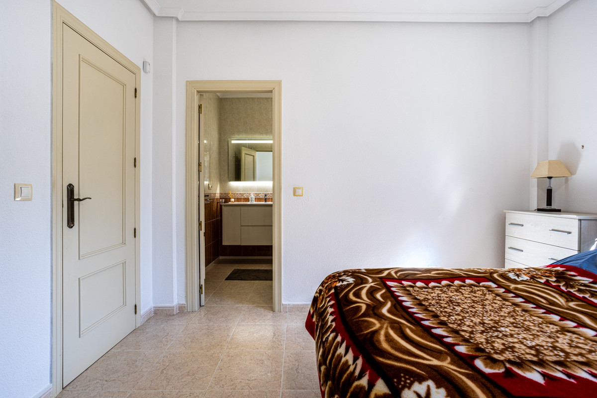 3 Bed Townhouse for sale in Bigastro Costa Blanca, Alicante, Spain
