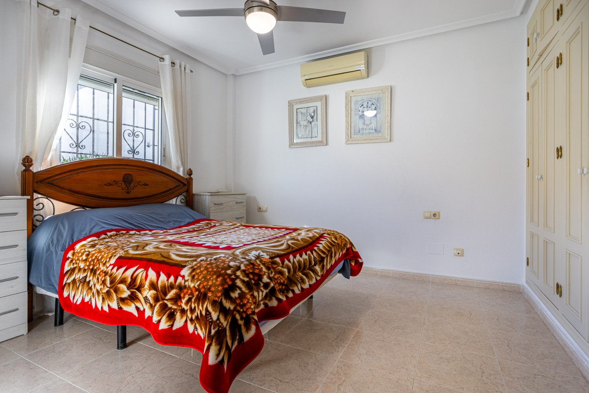 3 Bed Townhouse for sale in Bigastro Costa Blanca, Alicante, Spain