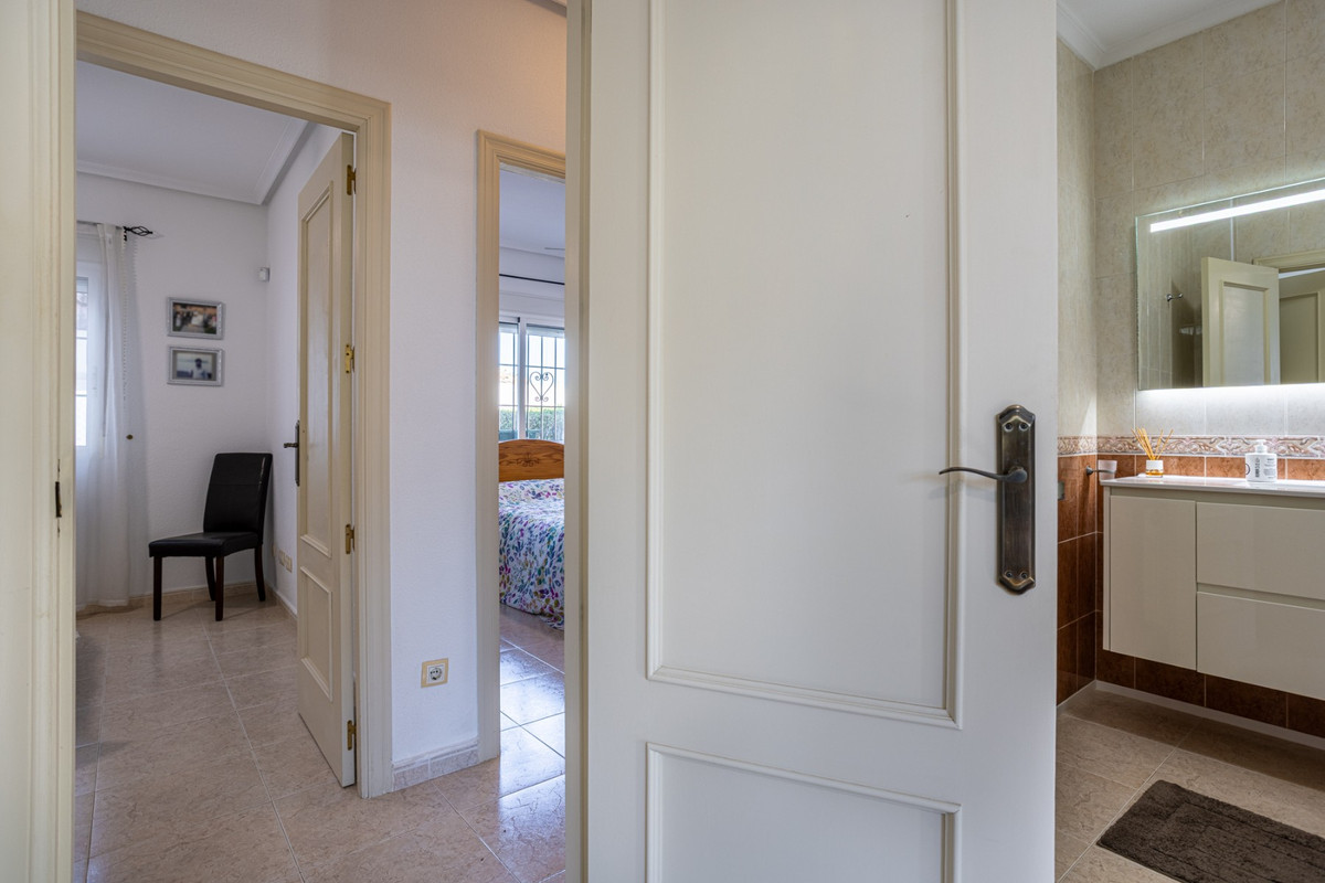 3 Bed Townhouse for sale in Bigastro Costa Blanca, Alicante, Spain