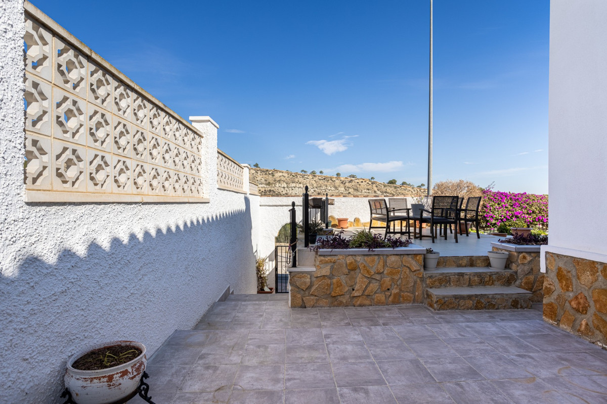 3 Bed Townhouse for sale in Bigastro Costa Blanca, Alicante, Spain