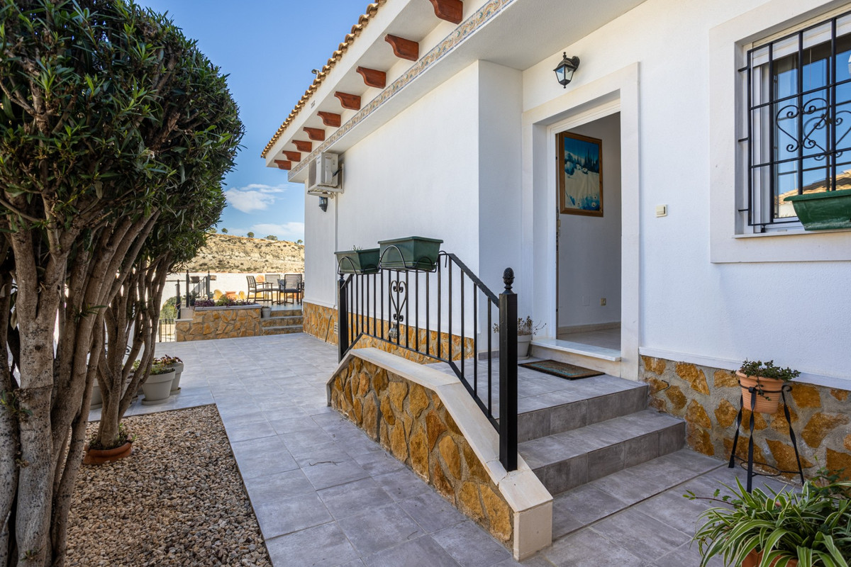 3 Bed Townhouse for sale in Bigastro Costa Blanca, Alicante, Spain
