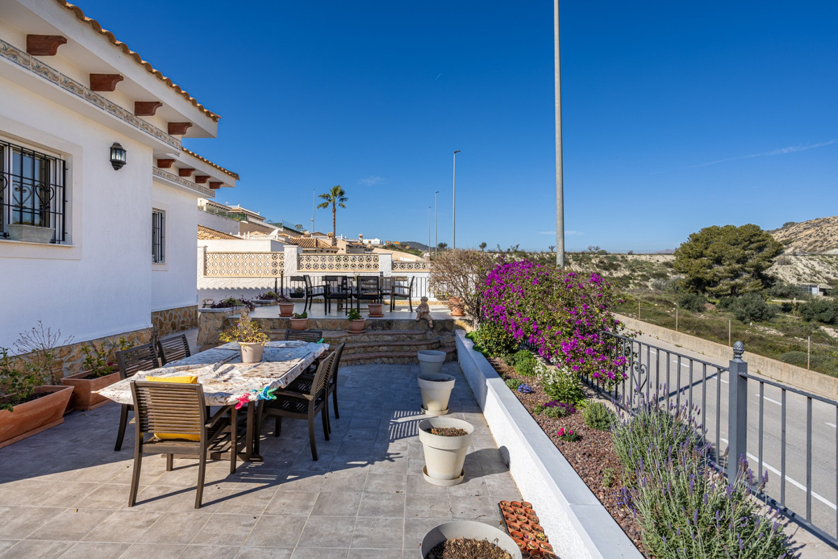 3 Bed Townhouse for sale in Bigastro Costa Blanca, Alicante, Spain