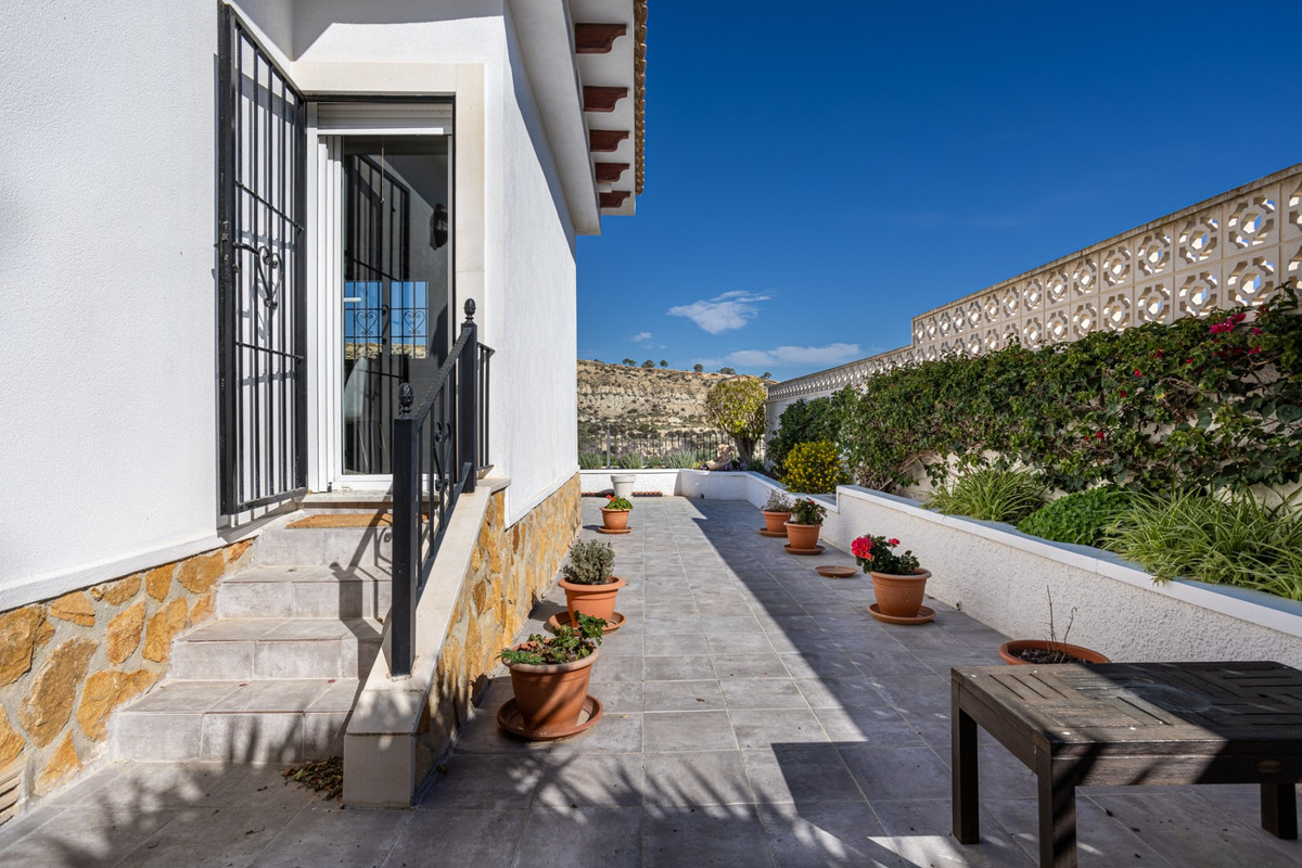 3 Bed Townhouse for sale in Bigastro Costa Blanca, Alicante, Spain