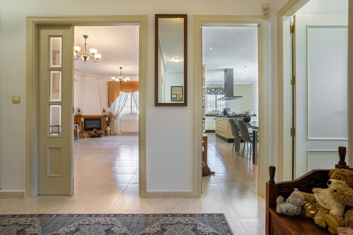3 Bed Townhouse for sale in Bigastro Costa Blanca, Alicante, Spain
