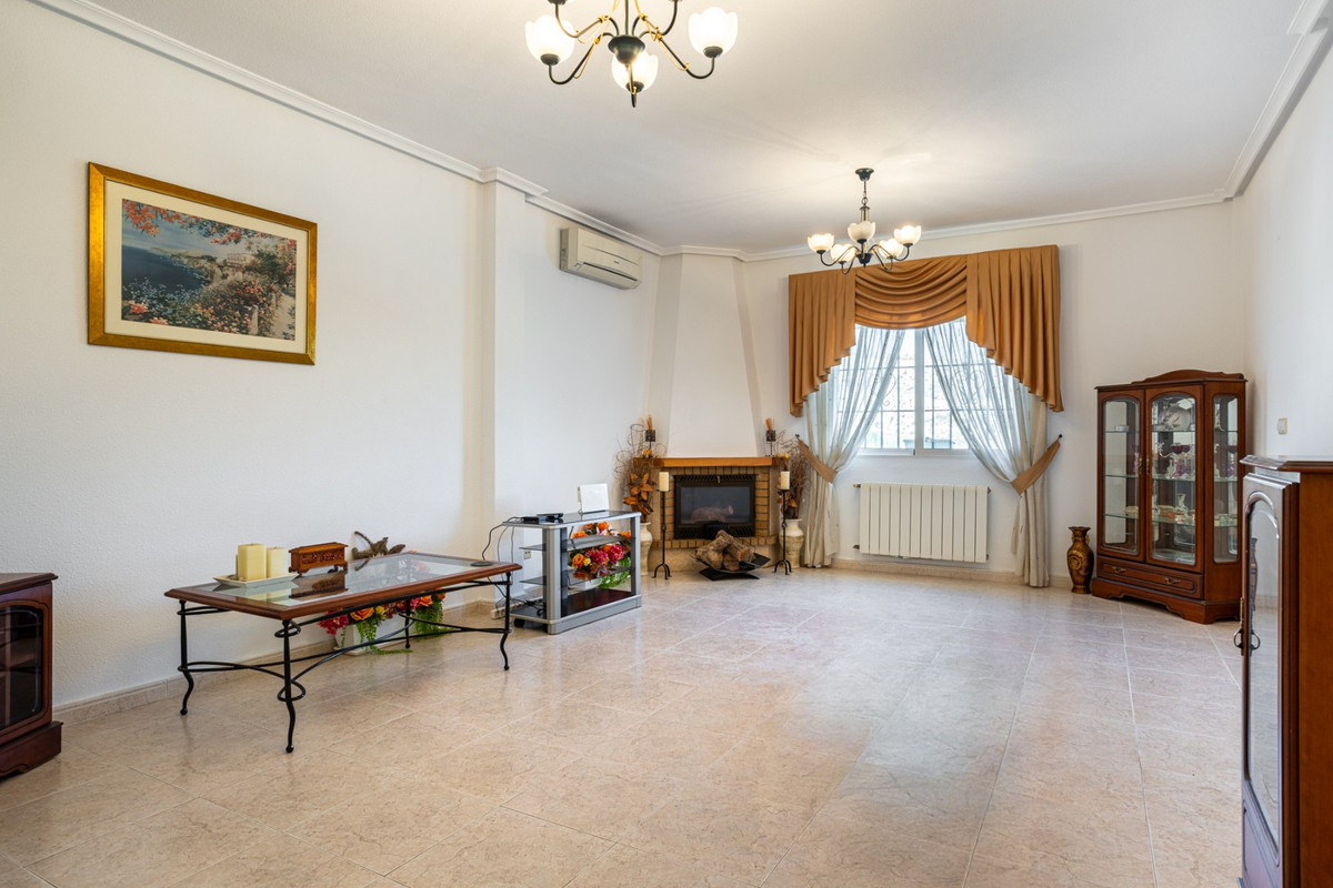 3 Bed Townhouse for sale in Bigastro Costa Blanca, Alicante, Spain