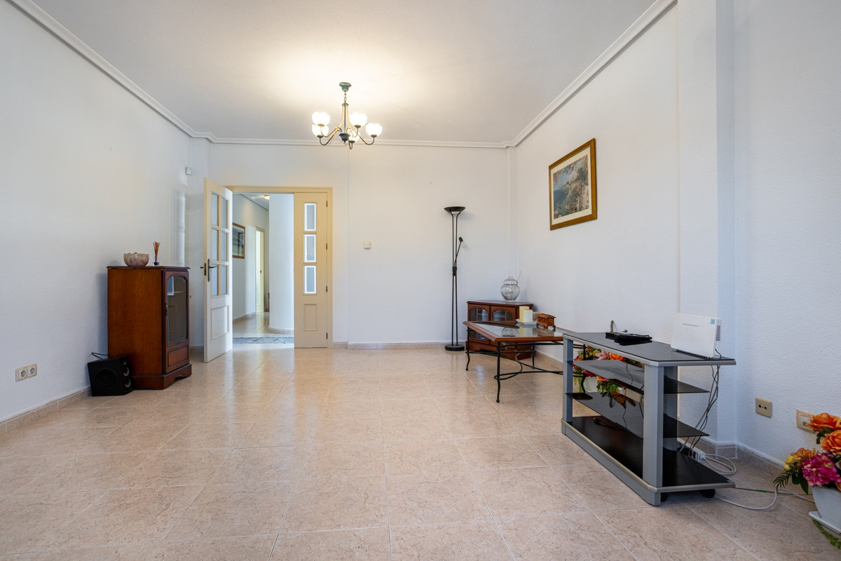 3 Bed Townhouse for sale in Bigastro Costa Blanca, Alicante, Spain
