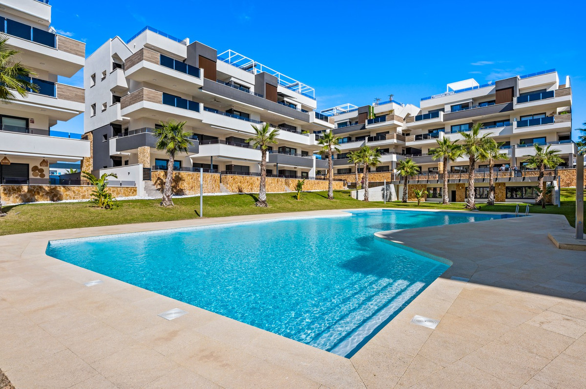 Se vende Apartamento Planta Baja de 2 dormitorios en Costa Blanca, Alicante, España