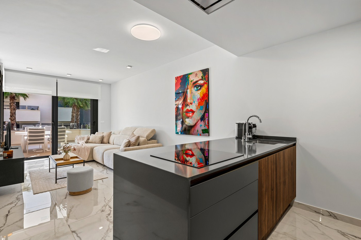 Se vende Apartamento Planta Baja de 2 dormitorios en Costa Blanca, Alicante, España
