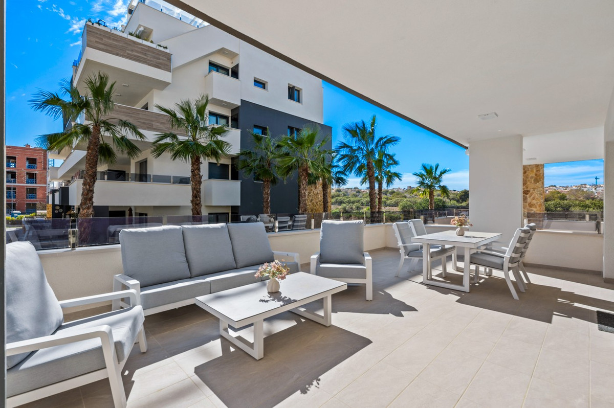 Se vende Apartamento Planta Baja de 2 dormitorios en Costa Blanca, Alicante, España