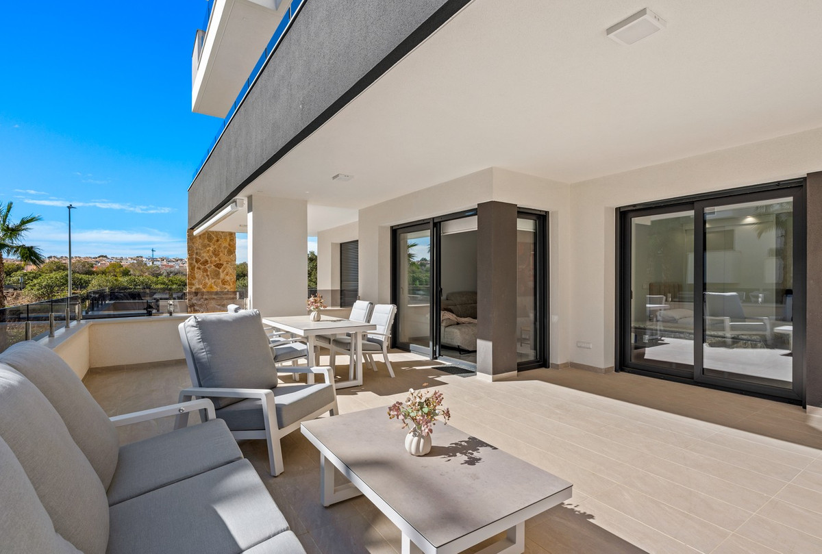 Se vende Apartamento Planta Baja de 2 dormitorios en Costa Blanca, Alicante, España
