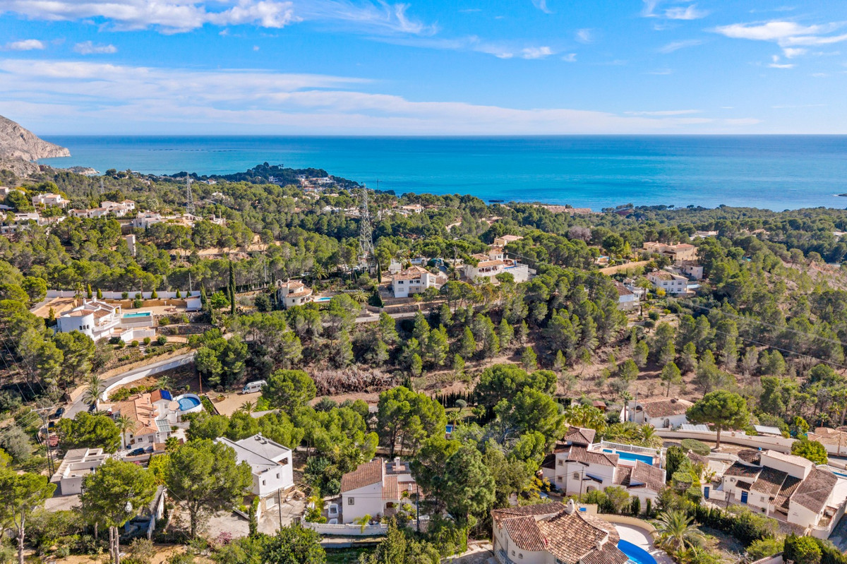 6 Bed Townhouse for sale in Altea Costa Blanca, Alicante, Spain