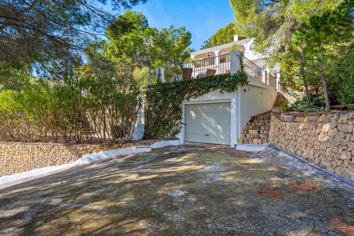 6 Bed Townhouse for sale in Altea Costa Blanca, Alicante, Spain