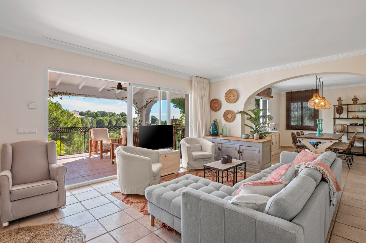 6 Bed Townhouse for sale in Altea Costa Blanca, Alicante, Spain