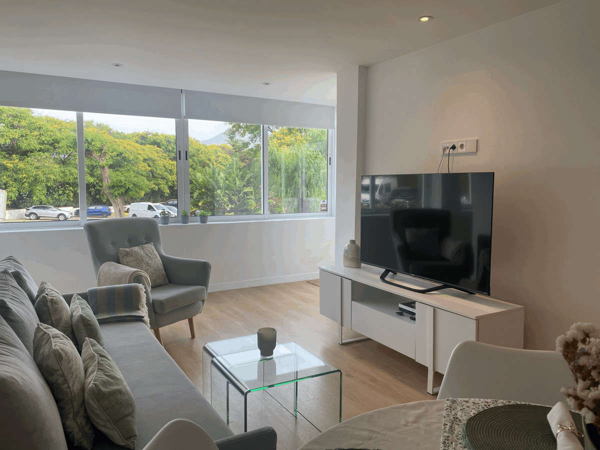 Se vende Apartamento Planta Media de 2 dormitorios en Costa Del Sol, Málaga, España