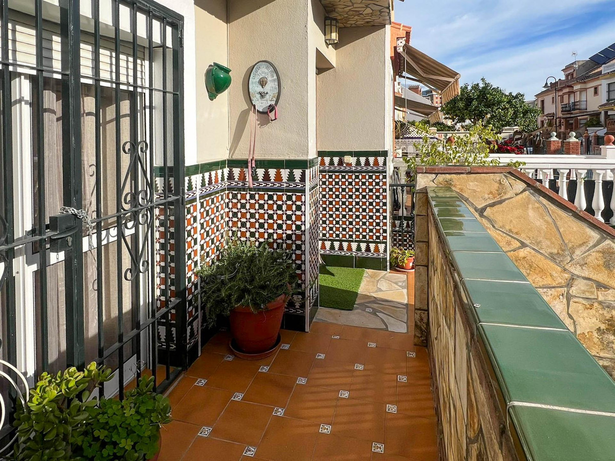 Se vende Villa - Chalet de 3 dormitorios en Costa Del Sol, Málaga, España