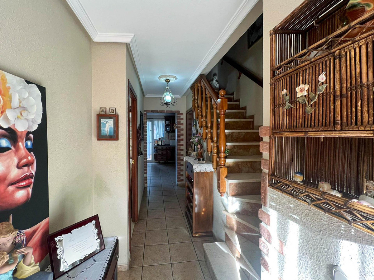 Se vende Villa - Chalet de 3 dormitorios en Costa Del Sol, Málaga, España