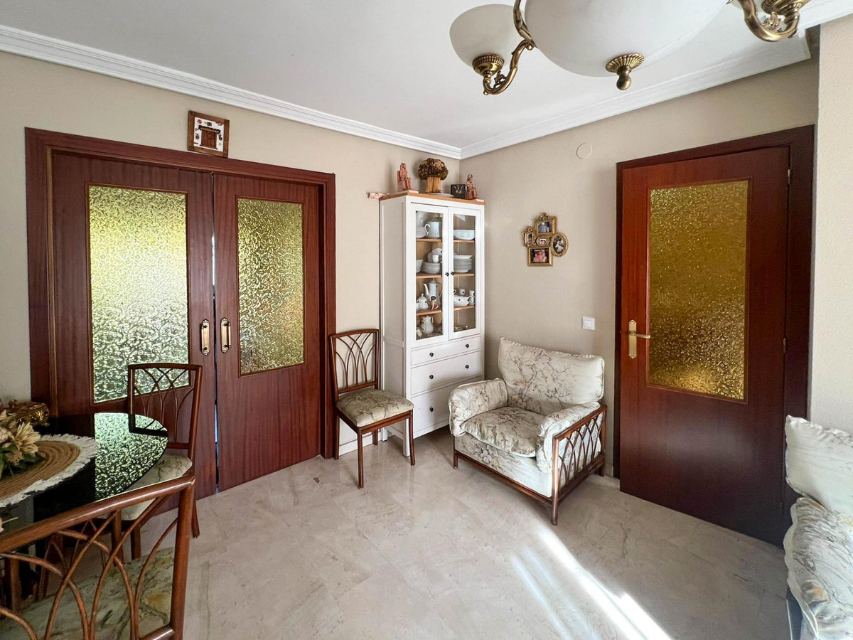 Se vende Villa - Chalet de 3 dormitorios en Costa Del Sol, Málaga, España