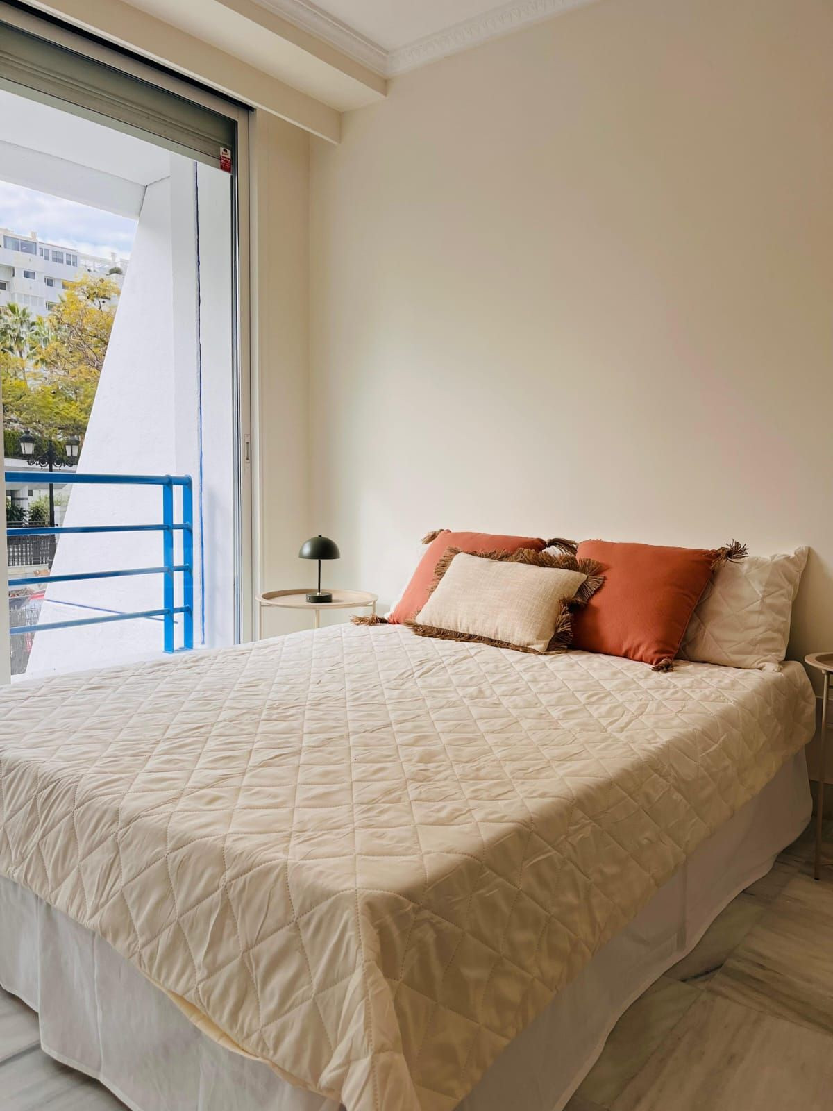 2 Bed Apartment for sale in Marbella Costa Del Sol, Málaga, Spain