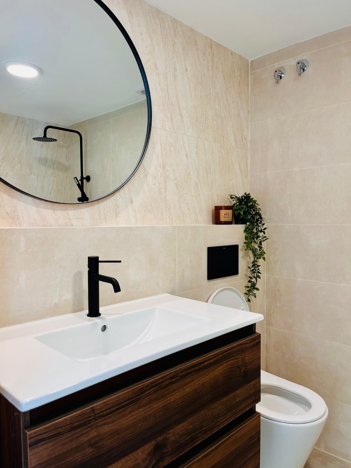 2 Bed Apartment for sale in Marbella Costa Del Sol, Málaga, Spain