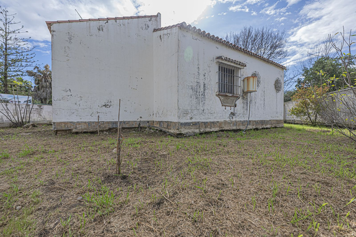 Plots for sale in Costalita Costa Del Sol, Málaga, Spain