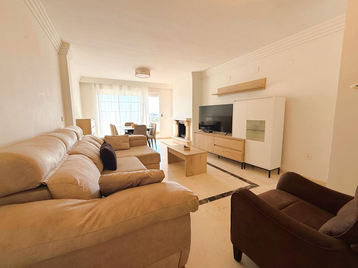 Se vende Apartamento Planta Media de 2 dormitorios en Costa Del Sol, Málaga, España