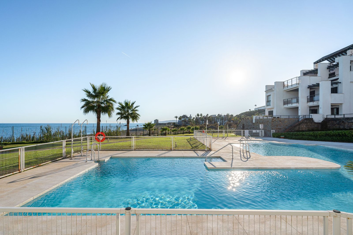 Se vende Apartamento Planta Baja de 2 dormitorios en Costa Del Sol, Málaga, España