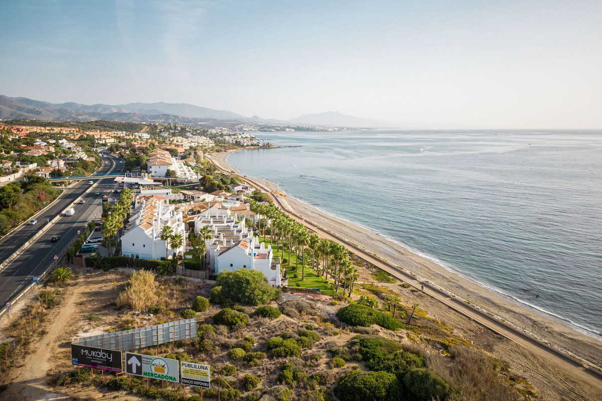 Se vende Apartamento Planta Baja de 2 dormitorios en Costa Del Sol, Málaga, España