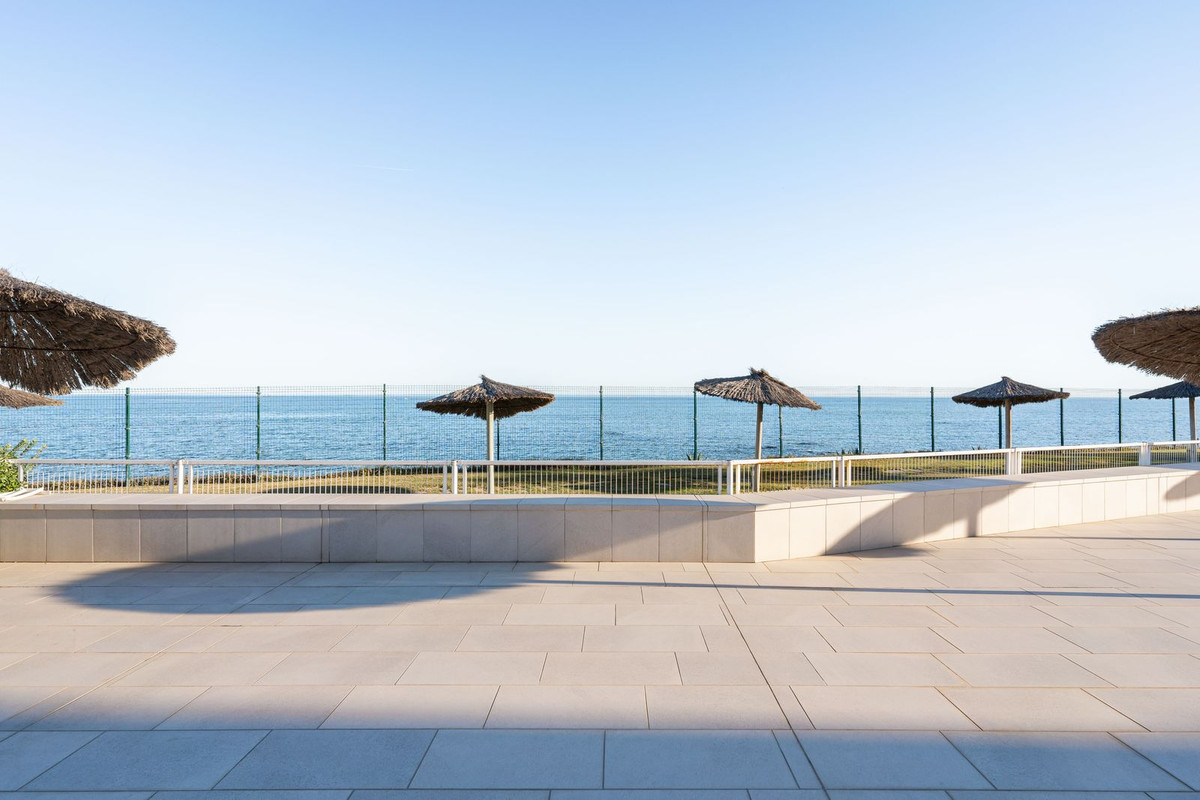Se vende Apartamento Planta Baja de 2 dormitorios en Costa Del Sol, Málaga, España