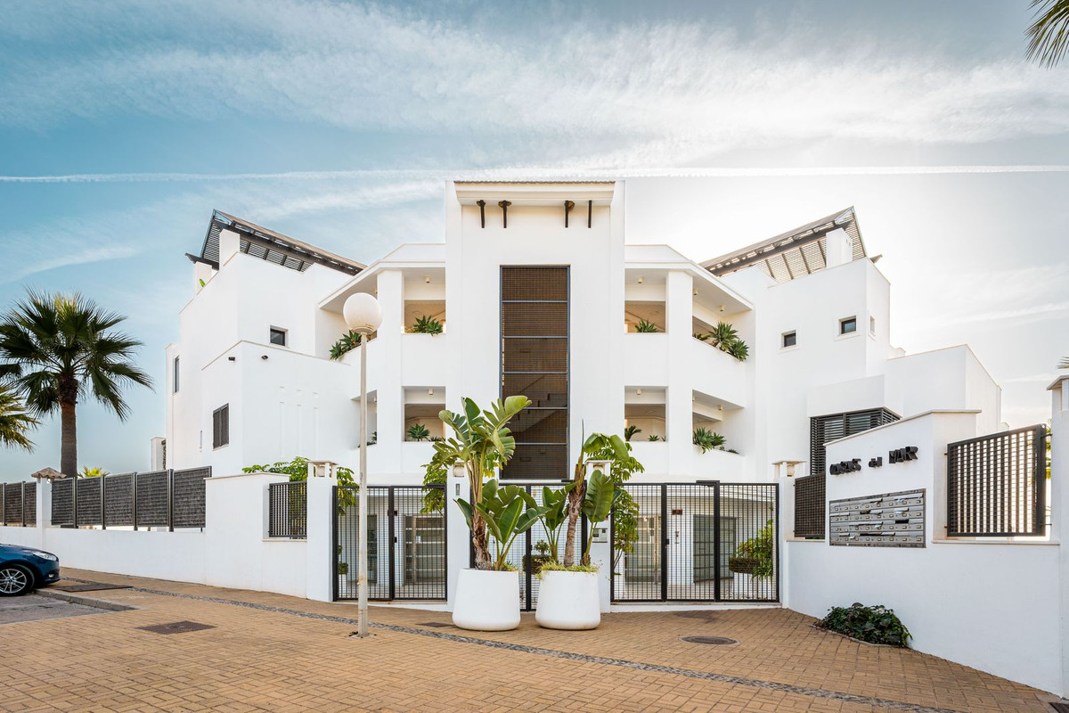 Se vende Apartamento Planta Baja de 2 dormitorios en Costa Del Sol, Málaga, España