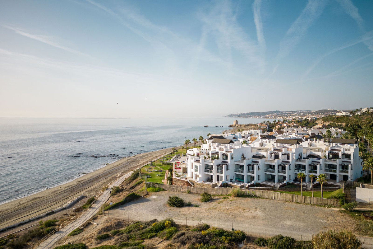 Se vende Apartamento Planta Baja de 2 dormitorios en Costa Del Sol, Málaga, España