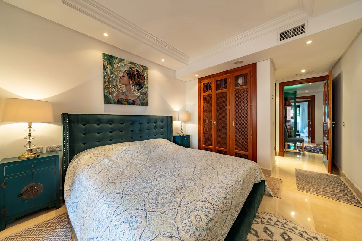 Se vende Apartamento Planta Baja de 3 dormitorios en Costa Del Sol, Málaga, España