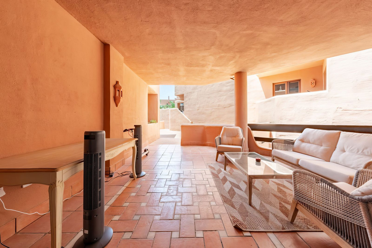 Se vende Apartamento Planta Baja de 3 dormitorios en Costa Del Sol, Málaga, España