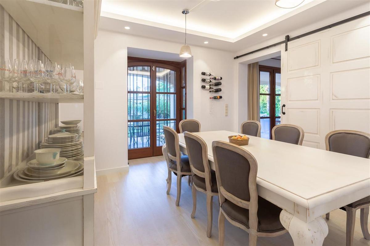 5 Bed Townhouse for sale in Guadalmina Alta Costa Del Sol, Málaga, Spain