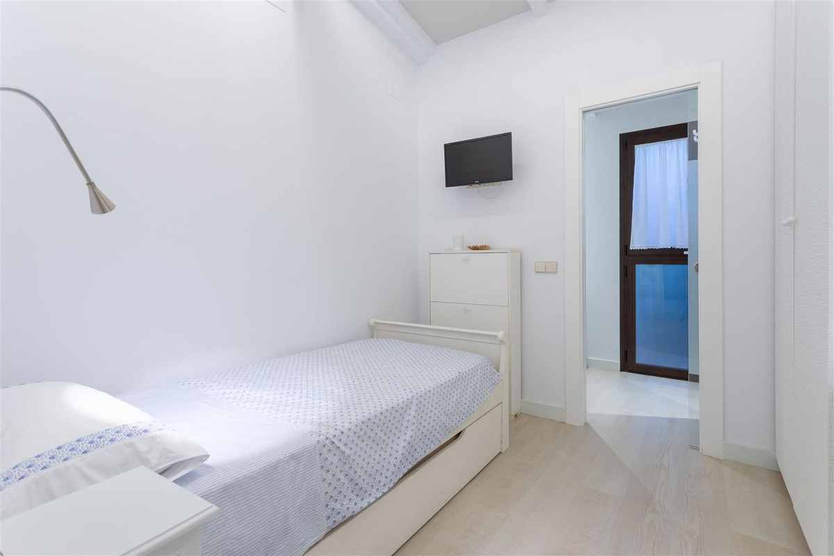 5 Bed Townhouse for sale in Guadalmina Alta Costa Del Sol, Málaga, Spain