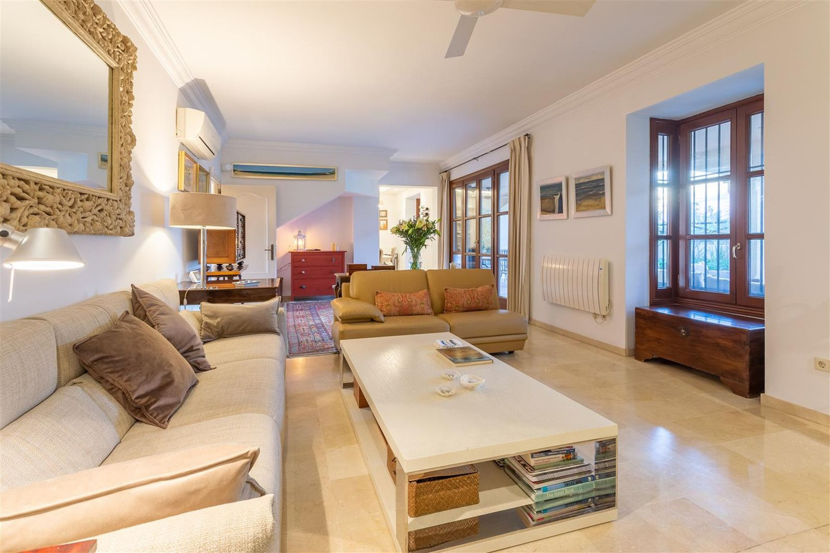 5 Bed Townhouse for sale in Guadalmina Alta Costa Del Sol, Málaga, Spain