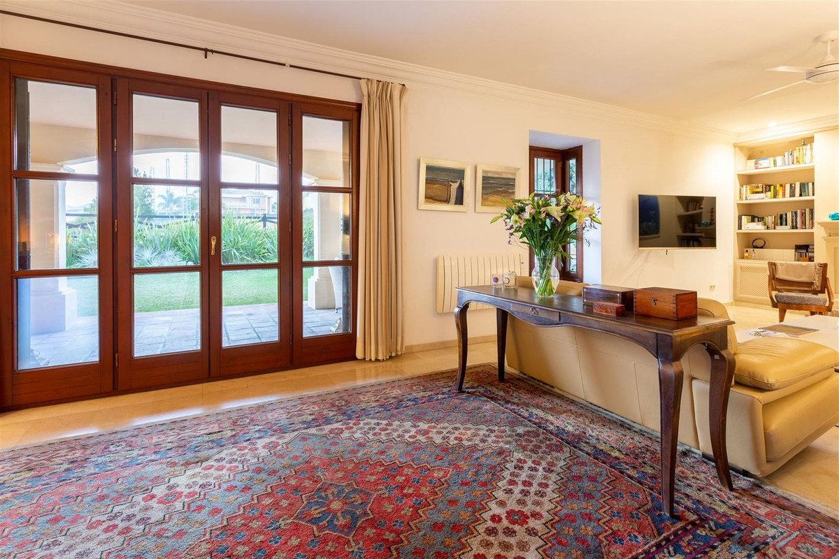 5 Bed Townhouse for sale in Guadalmina Alta Costa Del Sol, Málaga, Spain
