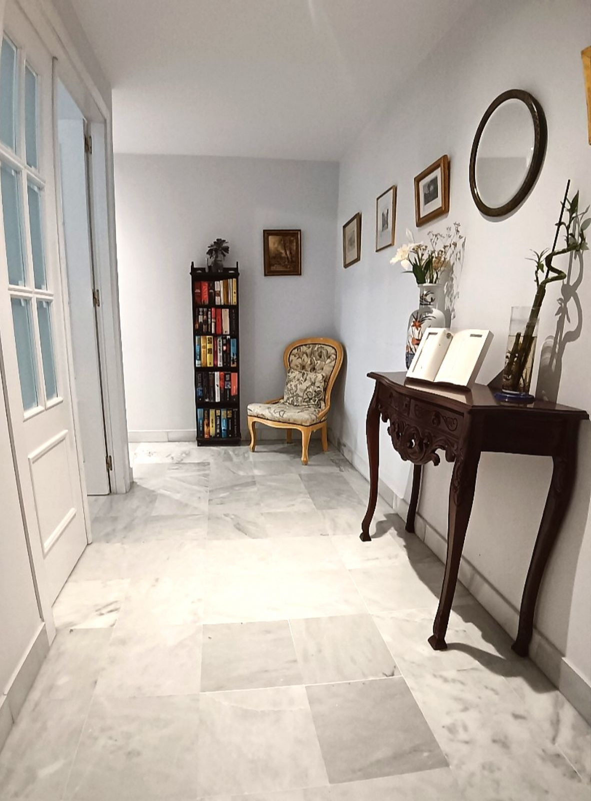 3 Bed Apartment for sale in Marbella Costa Del Sol, Málaga, Spain