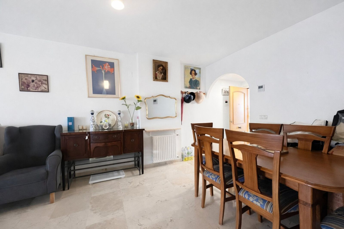 2 Bed Apartment for sale in Guadalmina Alta Costa Del Sol, Málaga, Spain